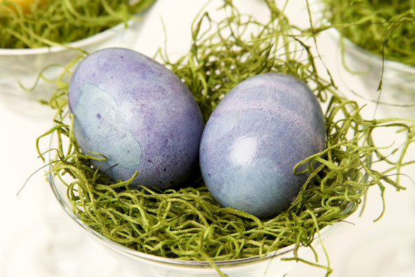 Natural-Dyed-Eggs-16